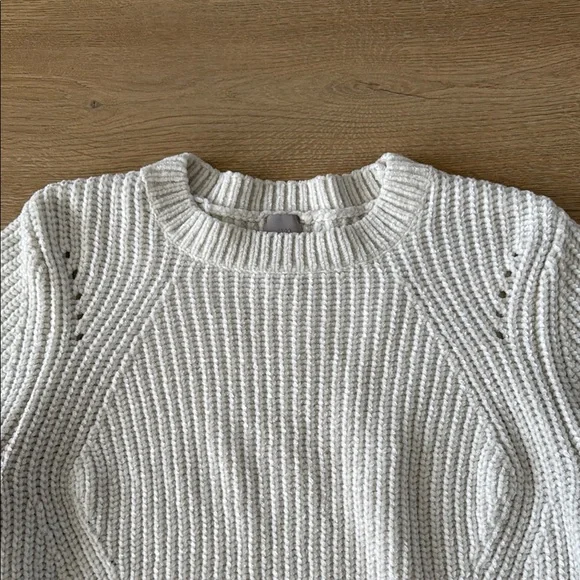 H&M Sweater Knit CrewNeck Womens L Top - Picture 7 of 7